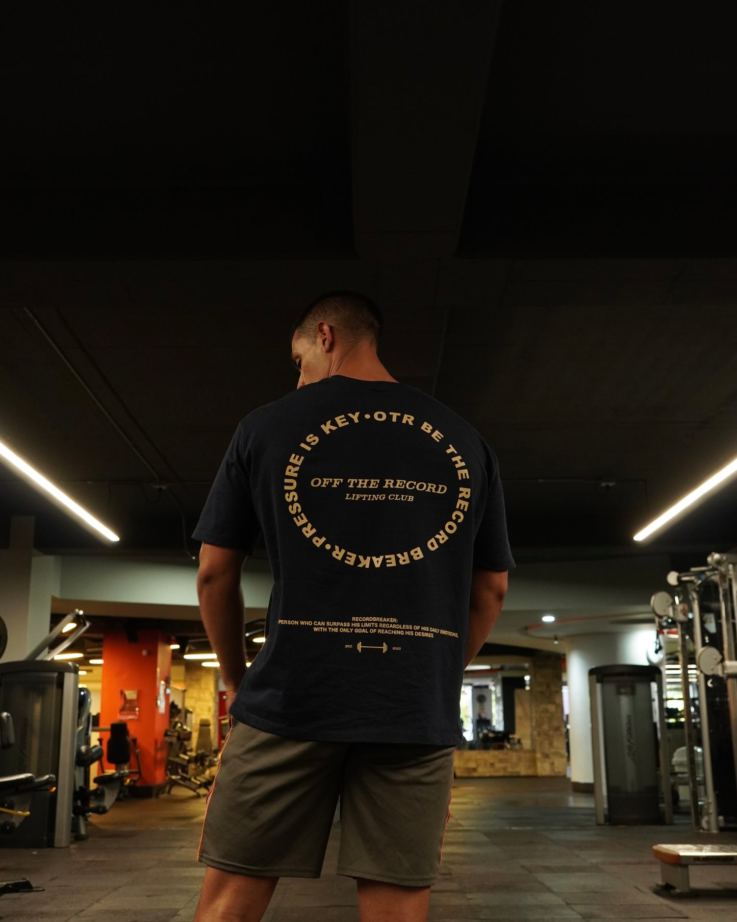 PERFORMANCE DEEP BLUE SHIRT