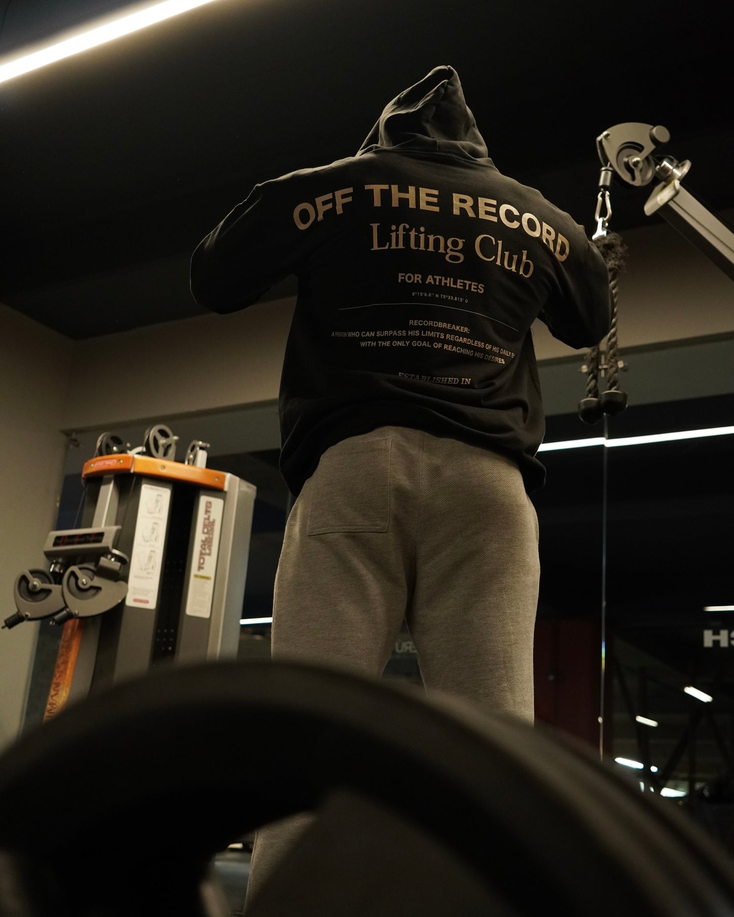 BLACK LIFTING CLUB HOODIE